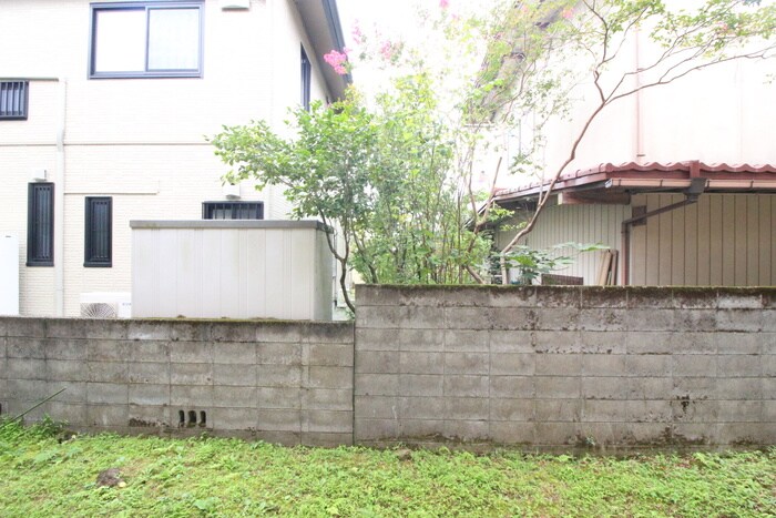 物件内観写真22　(室内からの展望)