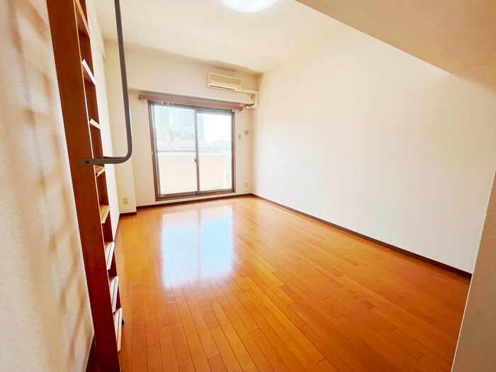 物件内観写真9　(居室)