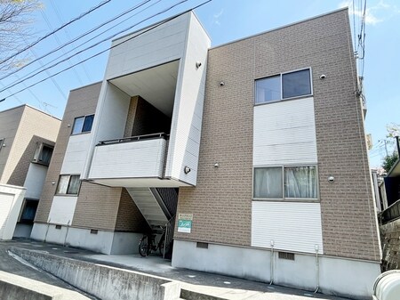 モンブラン南中山Ⅰ外観写真