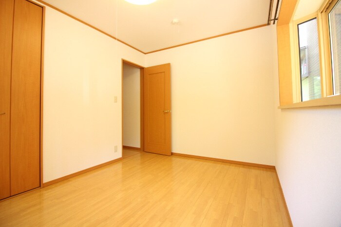 物件内観写真12　(居室)