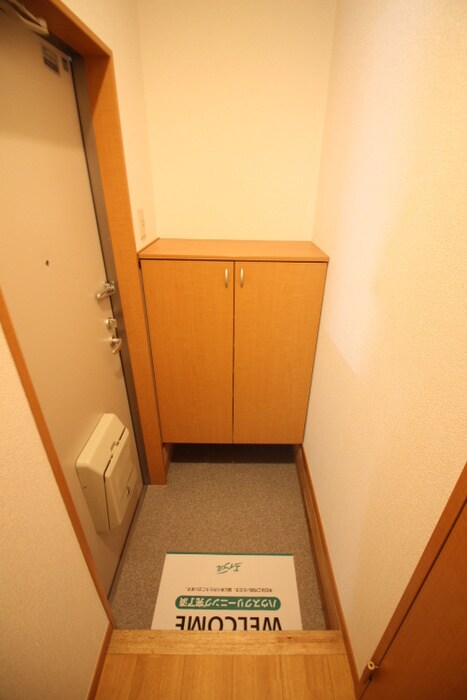 物件内観写真19　(玄関)