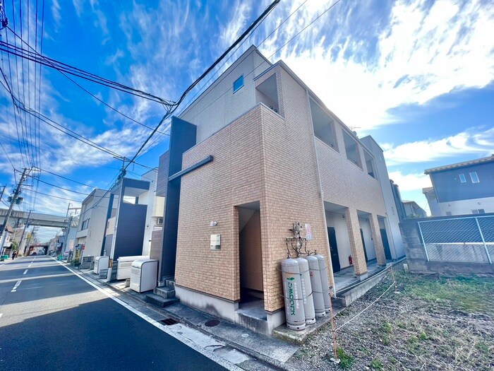 物件外観写真1　(外観写真)