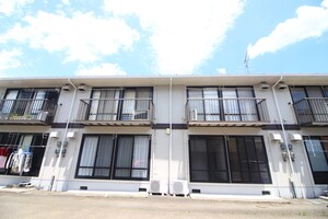セジュ－ル山崎外観写真