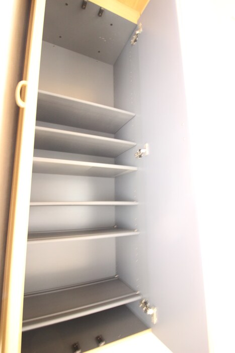 物件内観写真18　(靴箱)