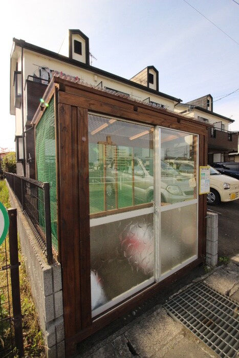 物件外観写真4　(建物設備)