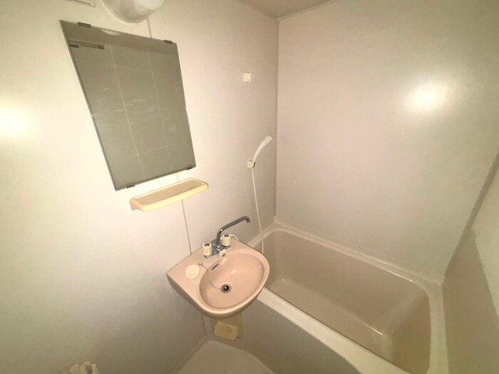 物件内観写真12　(バス／シャワールーム等)