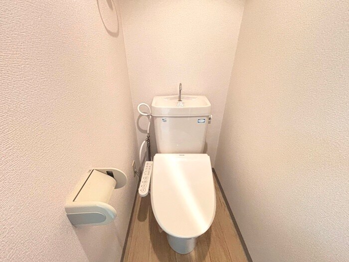 物件内観写真15　(トイレ)