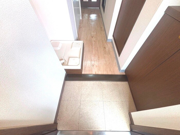 物件内観写真20　(玄関)