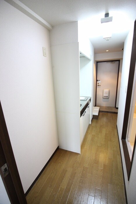 物件内観写真22　(廊下)