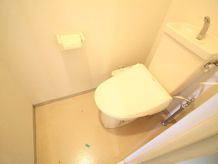 物件内観写真16　(トイレ)