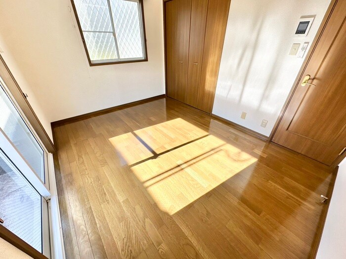 物件内観写真10　(居室)