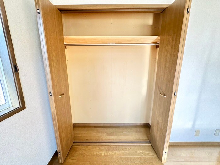 物件内観写真11　(収納)