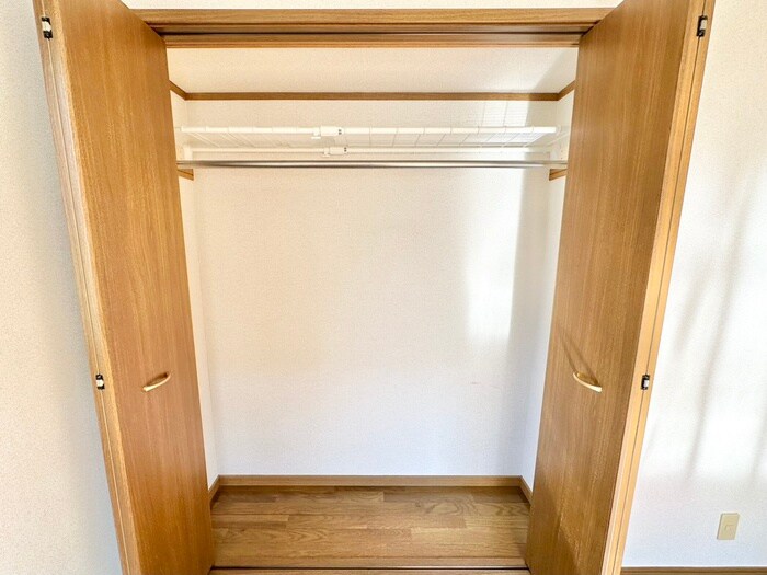 物件内観写真11　(収納)