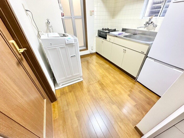 物件内観写真17　(廊下)