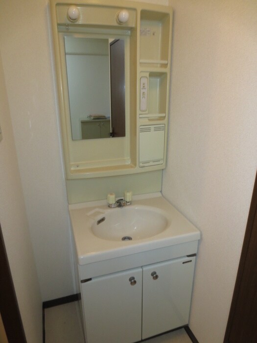 物件内観写真13　(洗面)
