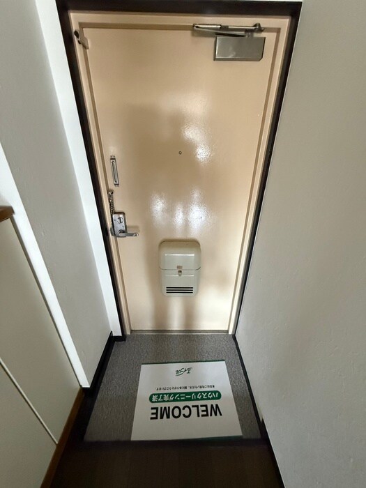 物件内観写真14　(玄関)