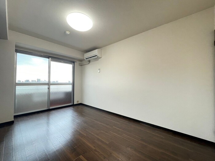 物件内観写真9　(居室)