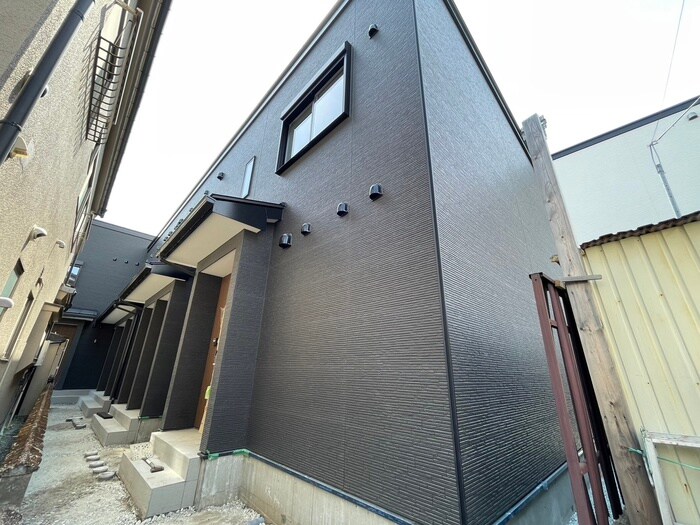 物件外観写真2　(外観写真)