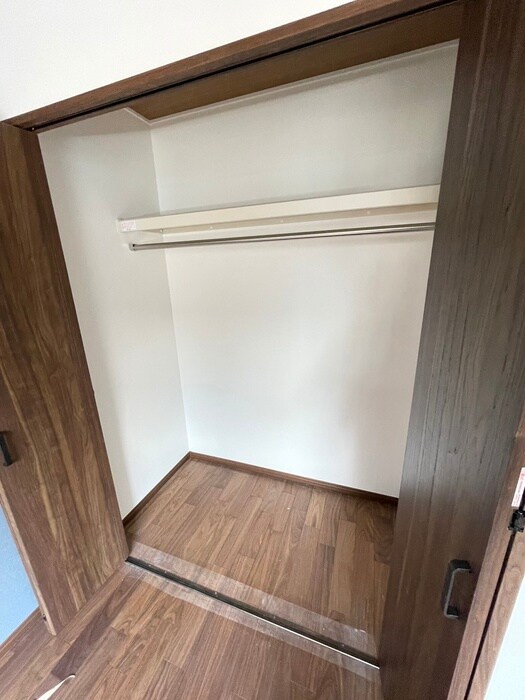 物件内観写真15　(収納)