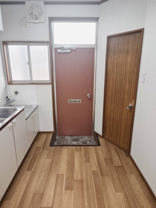 物件内観写真19　(廊下)