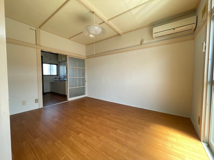 物件内観写真19　(居室)