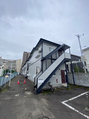 カ－サカルテットＡ外観写真