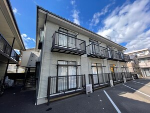 パレス植木外観写真