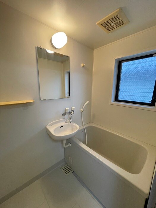 物件内観写真10　(バス／シャワールーム等)