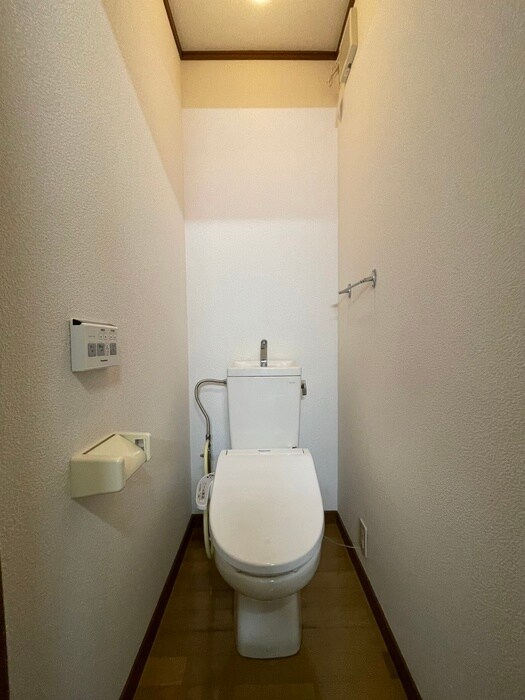 物件内観写真12　(トイレ)