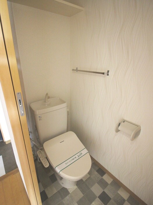 物件内観写真12　(トイレ)