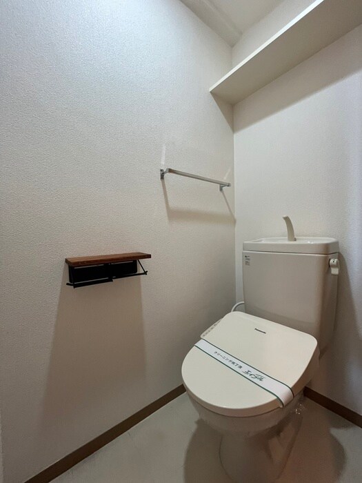 物件内観写真12　(トイレ)