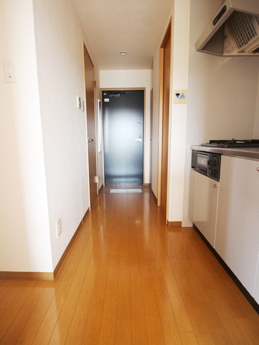 物件内観写真19　(廊下)