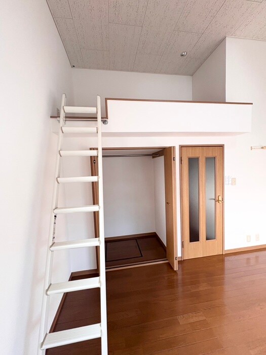 物件内観写真8　(居室)