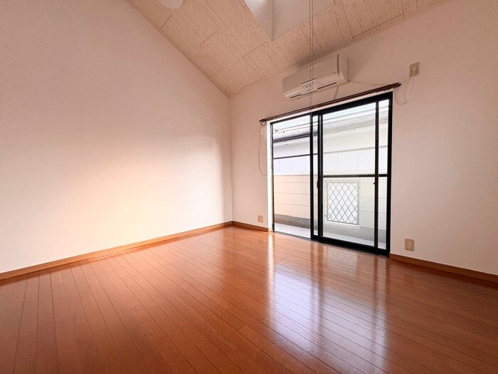 物件内観写真9　(居室)