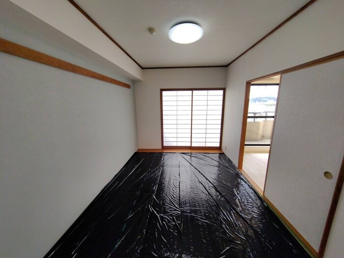 物件内観写真9　(居室)