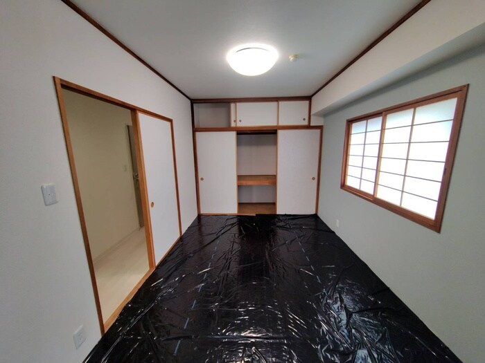 物件内観写真10　(居室)