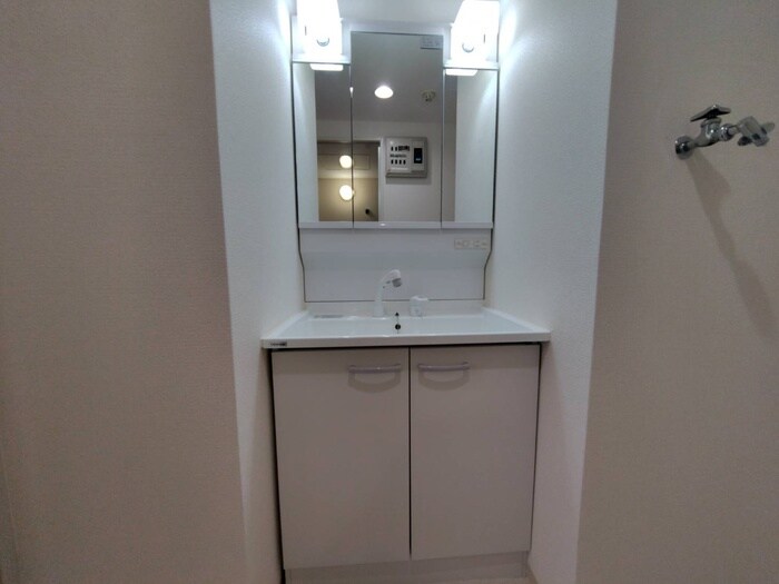 物件内観写真13　(洗面)