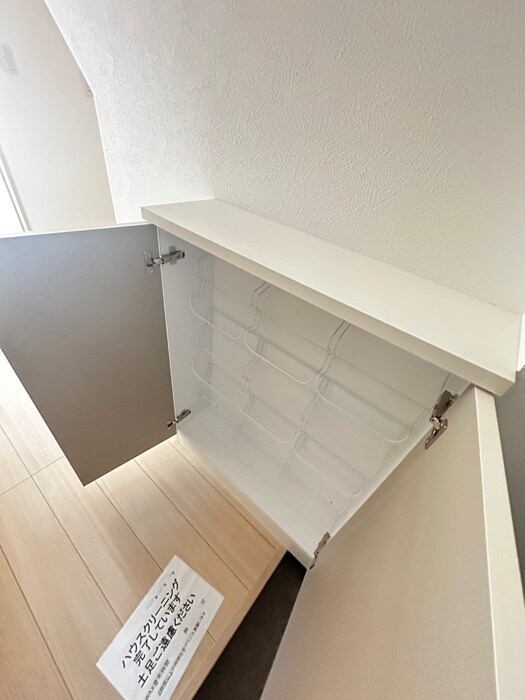 物件内観写真19　(靴箱)