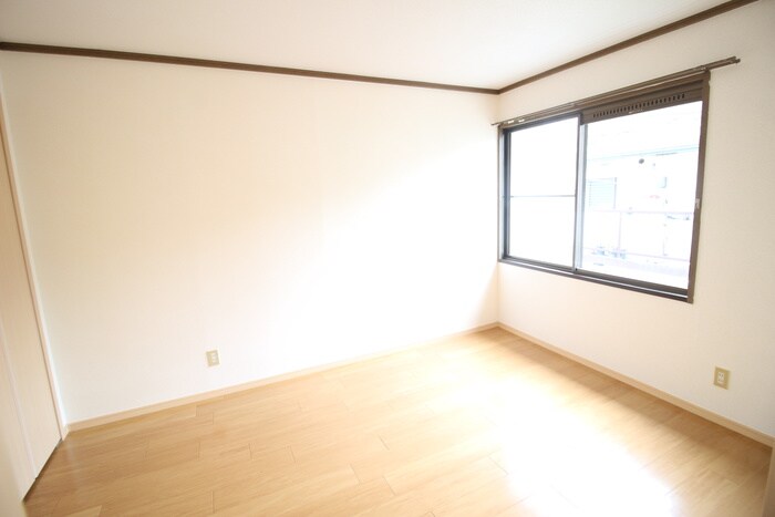 物件内観写真10　(居室)