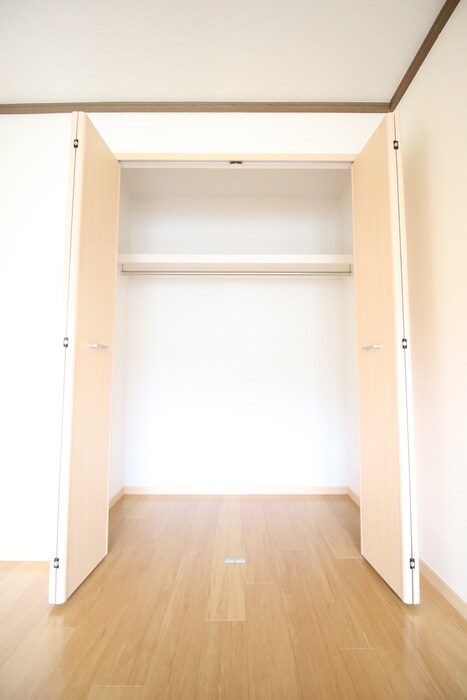 物件内観写真16　(収納)