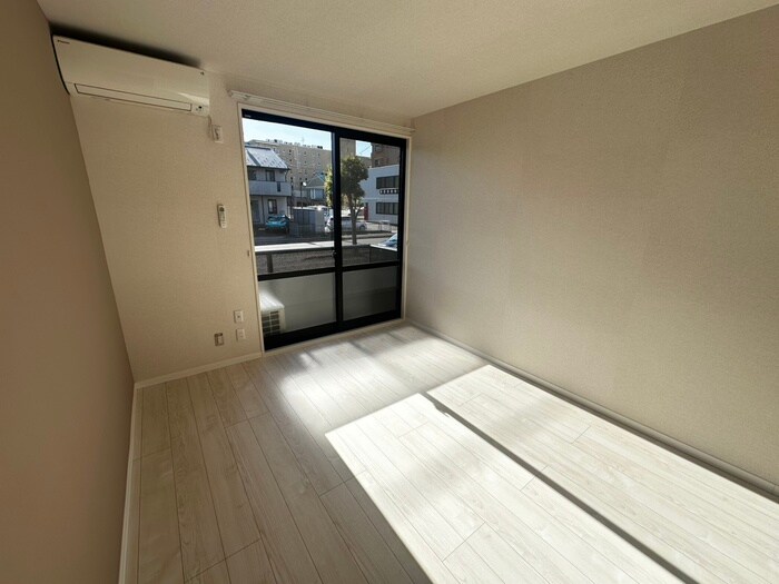 物件内観写真7　(居室)