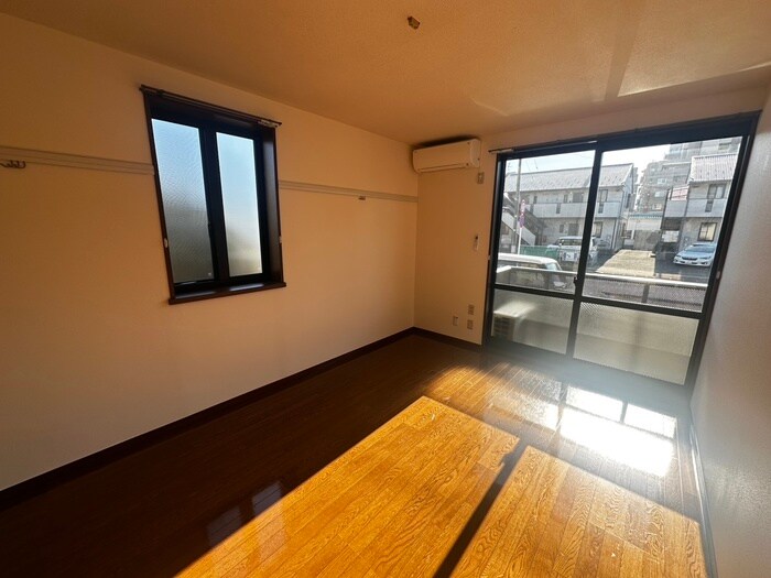 物件内観写真8　(居室)
