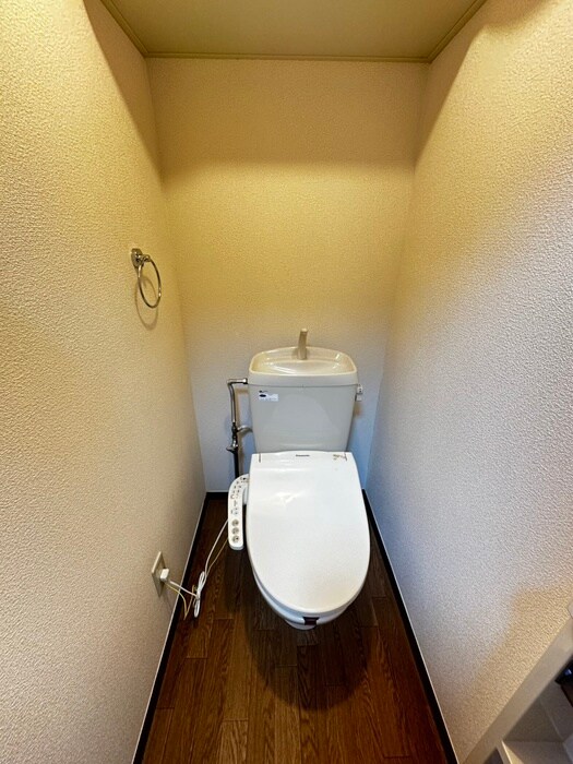 物件内観写真16　(トイレ)