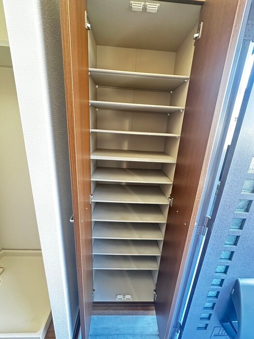 物件内観写真19　(靴箱)