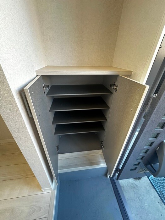 物件内観写真19　(靴箱)