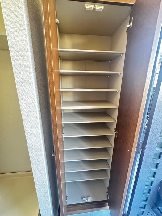 物件内観写真19　(靴箱)