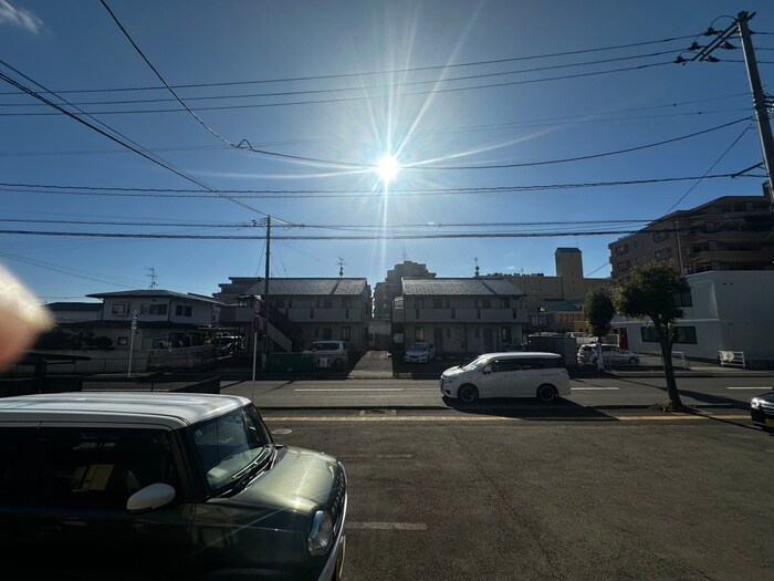 物件内観写真22　(室内からの展望)