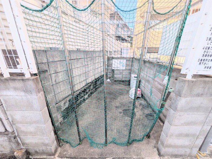 物件外観写真4　(建物設備)