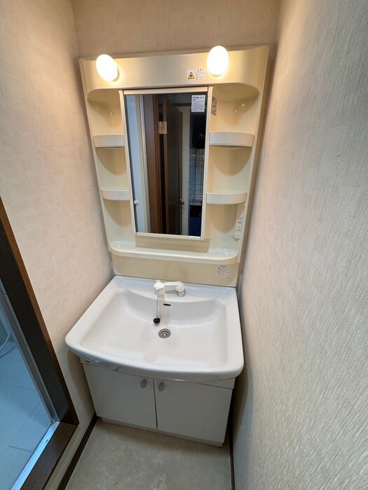 物件内観写真12　(洗面)