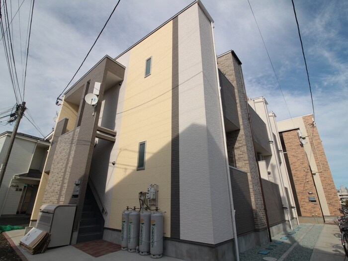 物件外観写真3　(外観写真)